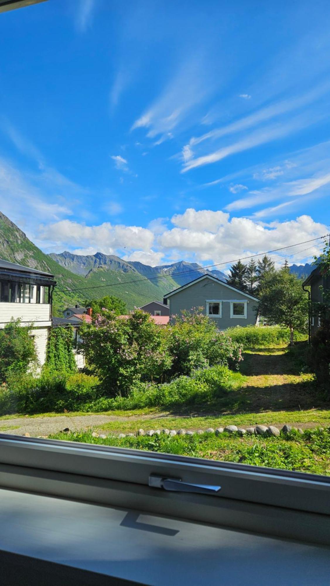 The Northern House Gryllefjord 外观 照片